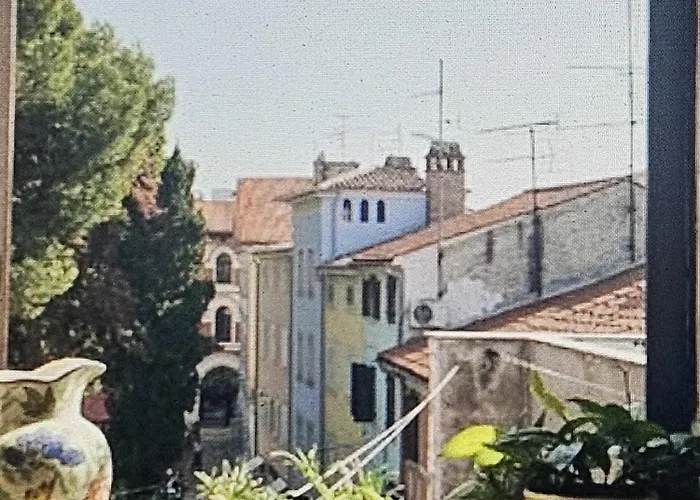 Ferienglueck Unterm Dach Poreč